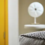 Grystal Properites Nyaraló *